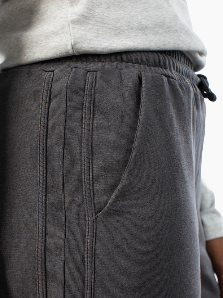 haven-womens-long-inseam-sweatpant-side-hem-detail
