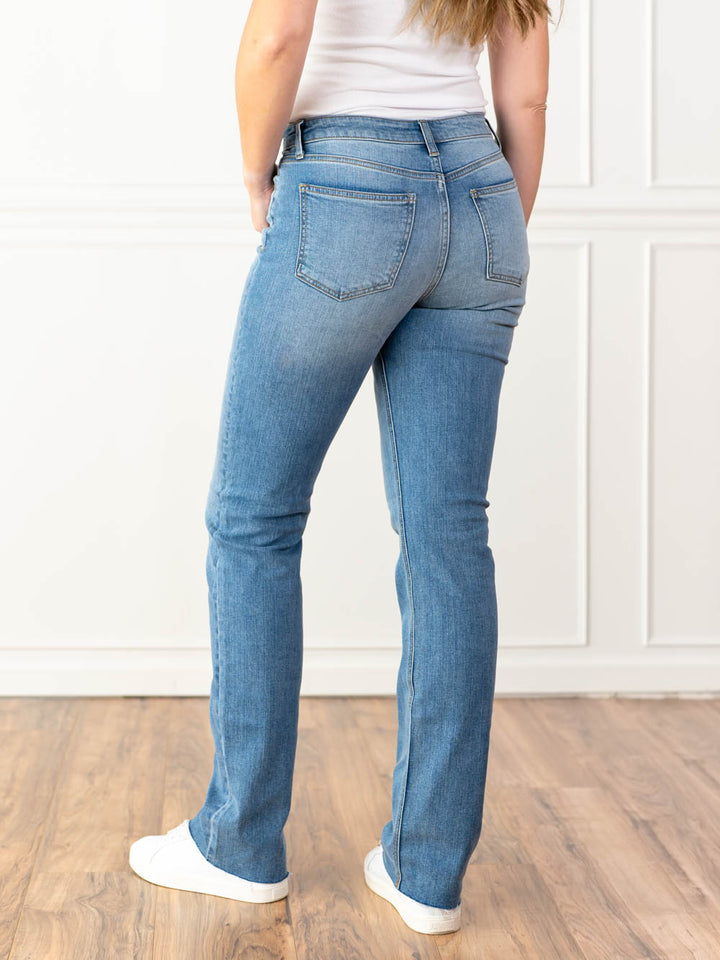 Best Straight Leg Jeans for Tall Women