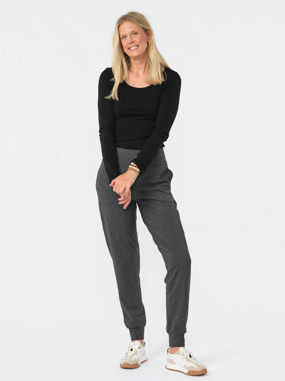 Essential Scoop Tall Tee - Black