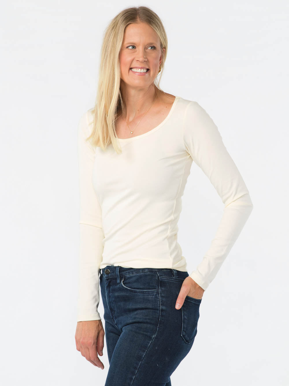 Essential Scoop Tall Tee - Cream