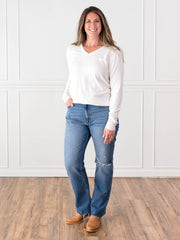 Best V-Neck Sweaters for Tall Women White