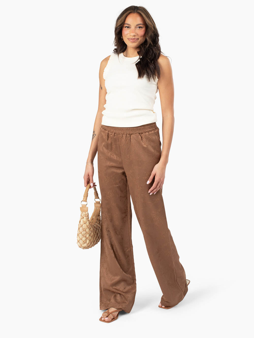 Noelle tall floral wide leg pant full length fit on tall model