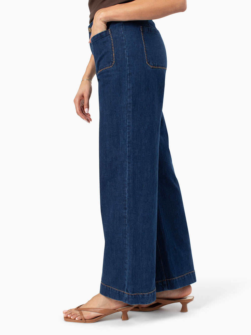 Collins Tall Wide Leg Ankle Jean