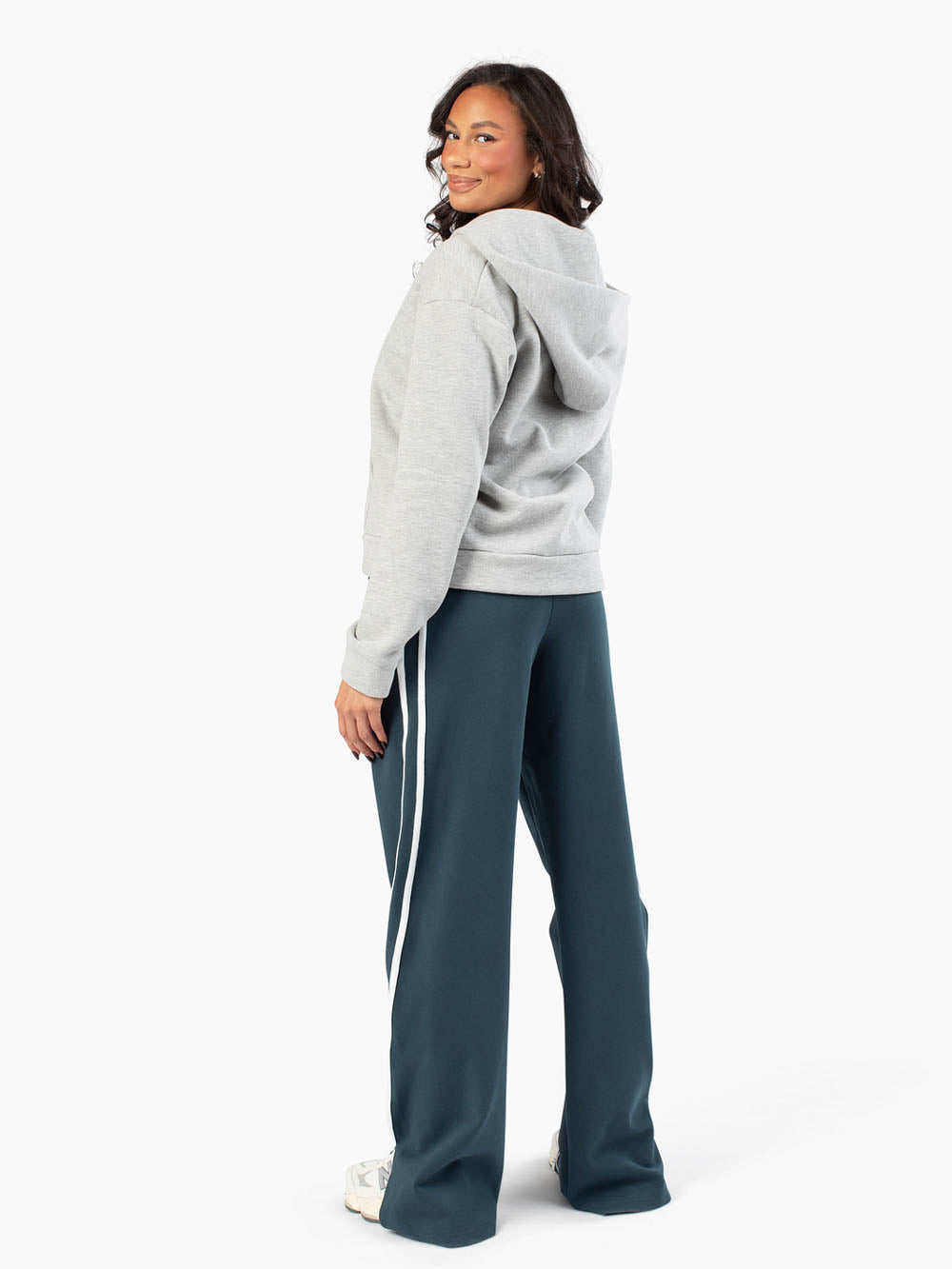 Zip up sweatshirt made for tall women with extended arms