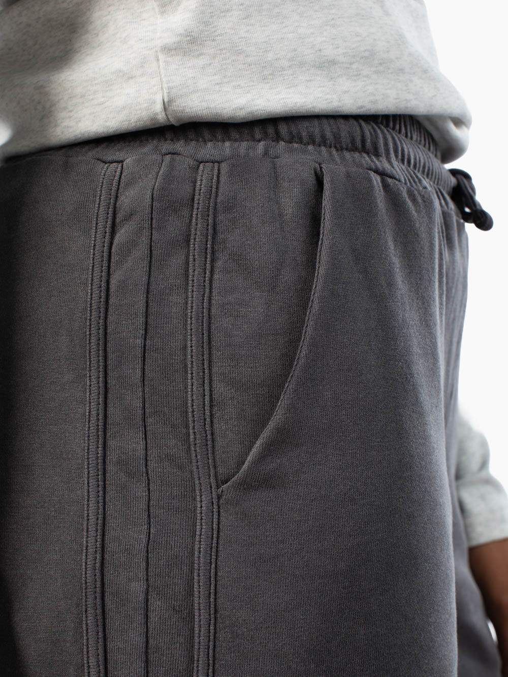 haven-womens-long-inseam-sweatpant-side-hem-detail