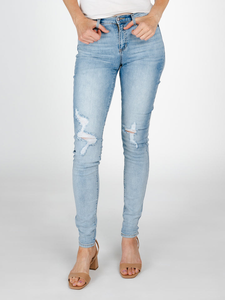 Chandler Tall Skinny Jean - Demi Distressed Wash