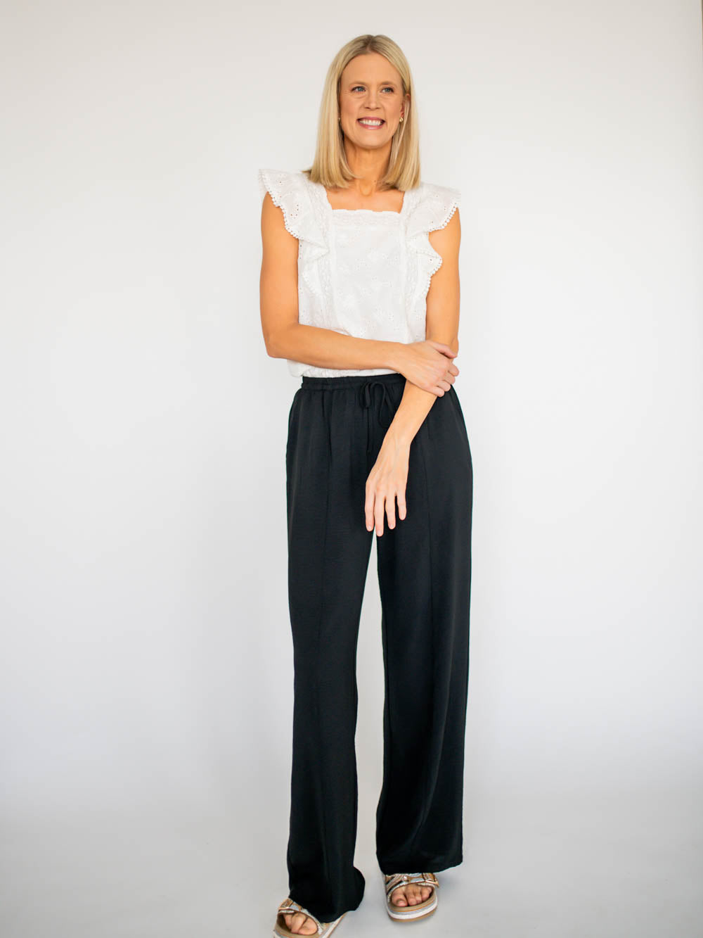 Black wide legs pants for tall women