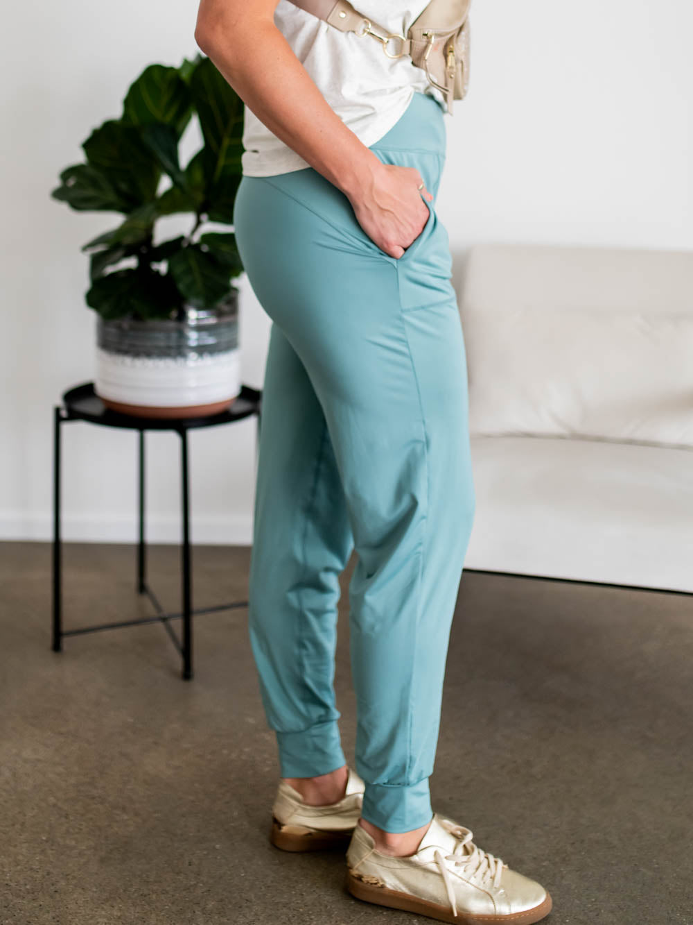 Side view of athletic joggers for tall women in long inseam length